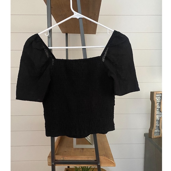 Black Abercrombie Top - Picture 4 of 4